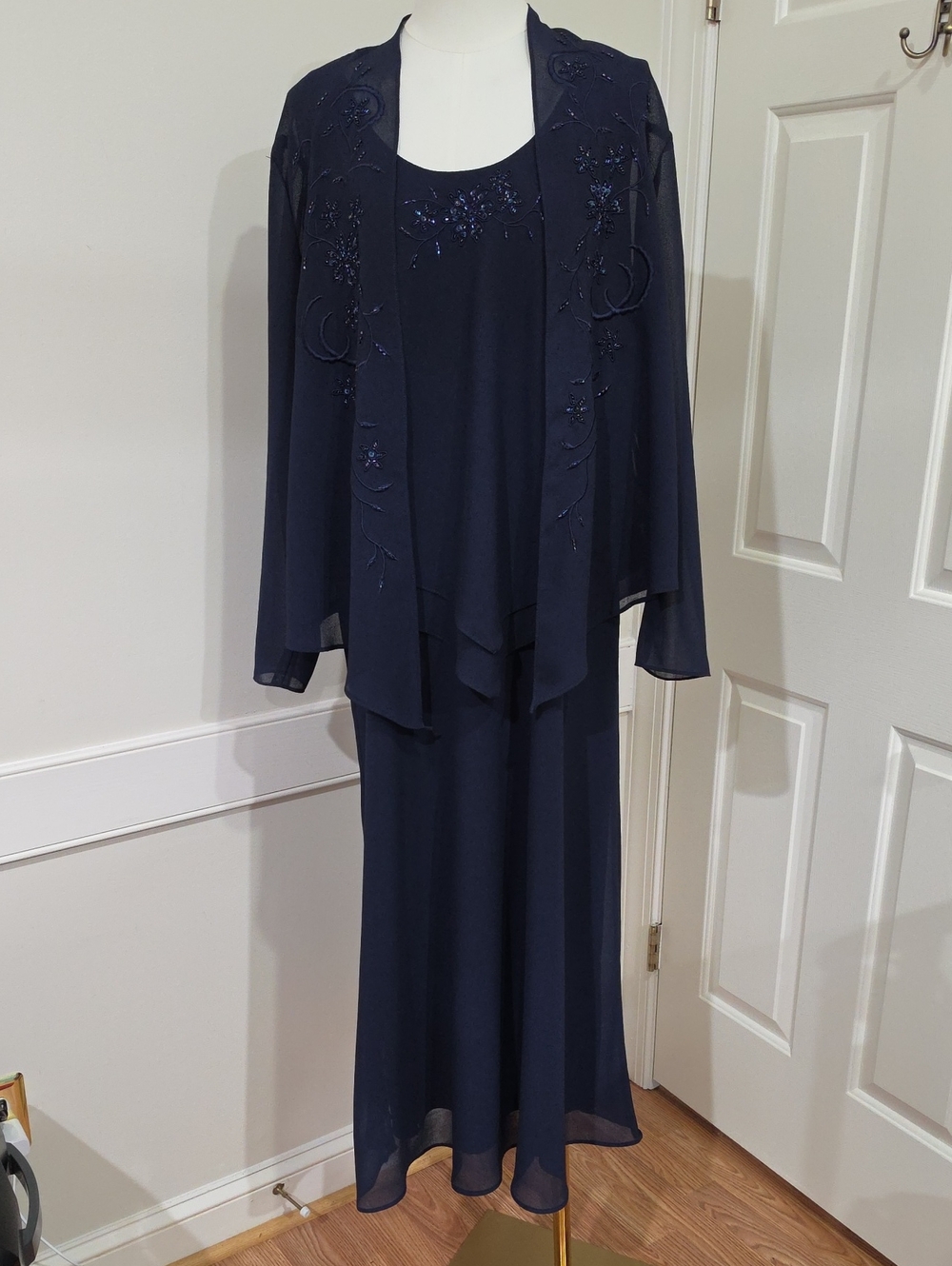 R&M Richards Navy Blue Beaded 2-Piece Jacket Dress Gown Set- Size 18